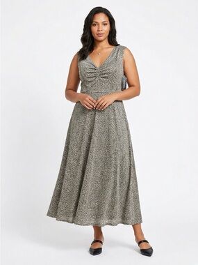 Rare Kasper Sleeveless V-Neck Leopard Cheetah Print Maxi Dress Size 10 Womens